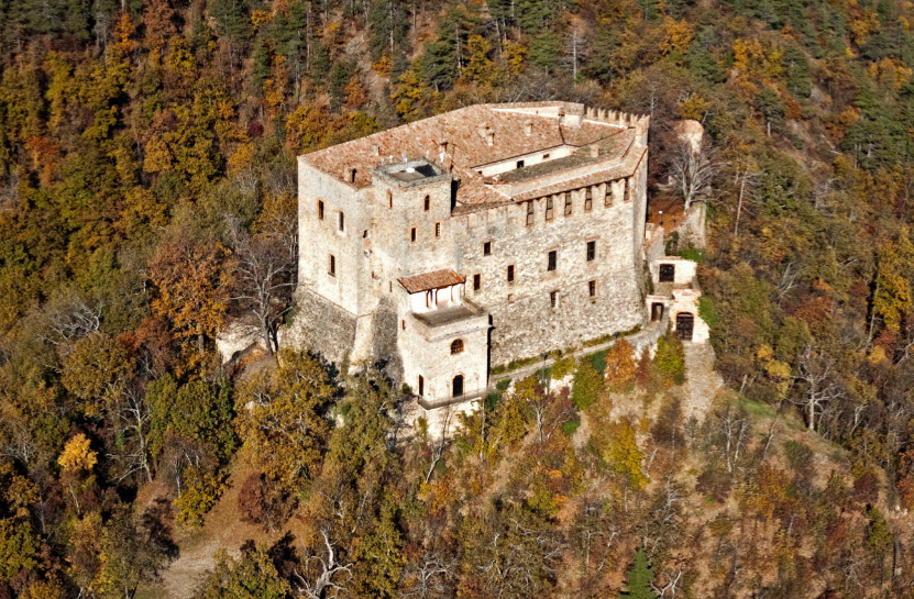 Castello Dal Verme di Zavattarello, Italy